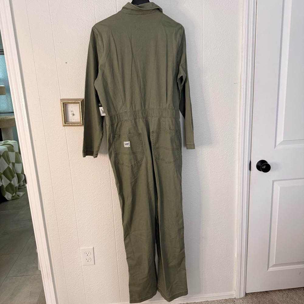 NWT Lee Sage Green Women's Jumpsuit - Picture 5 of 6